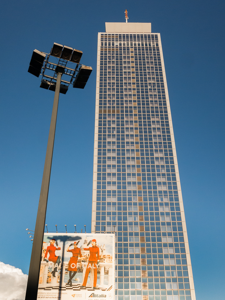2016